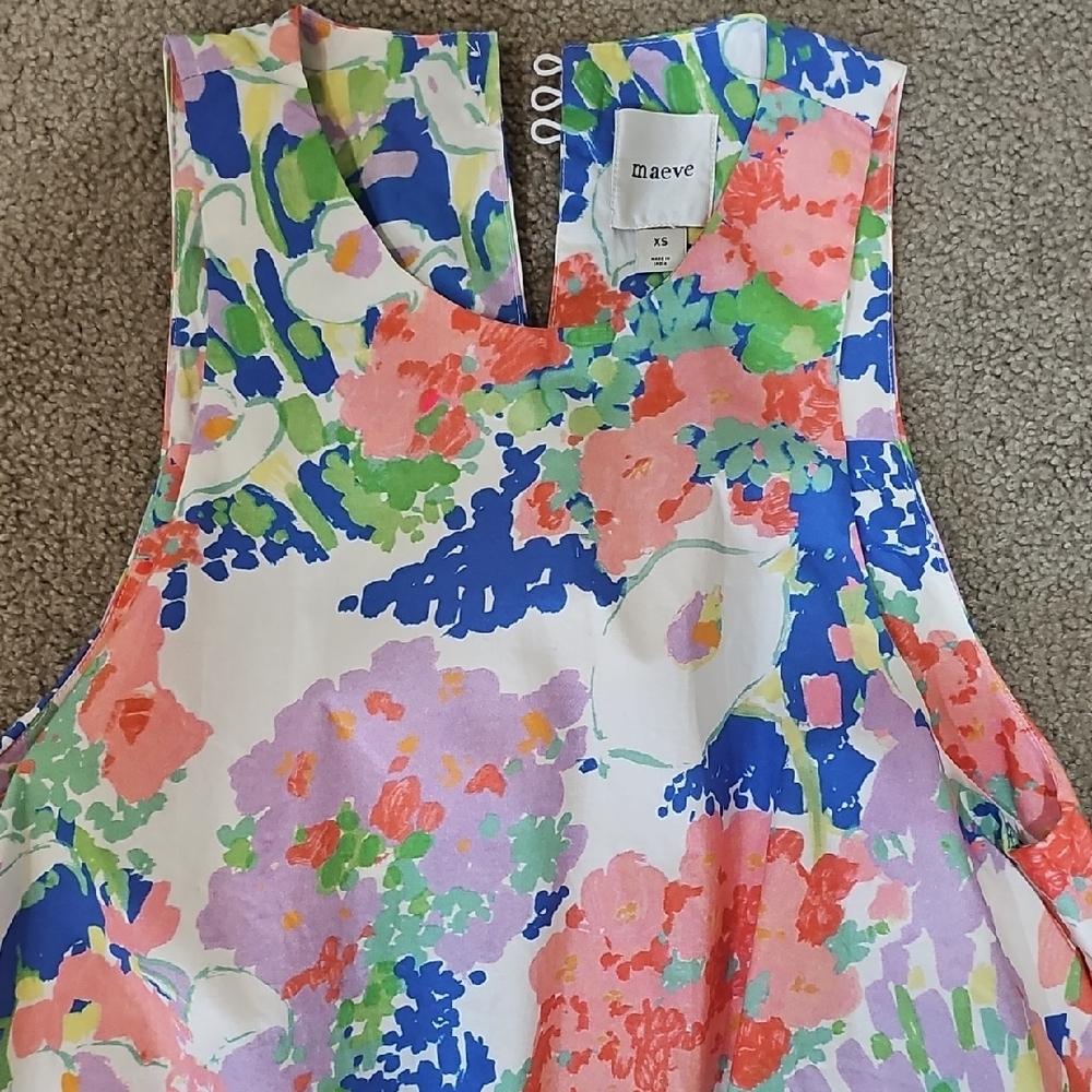 Floral Halter Dress - Picture 5 of 6